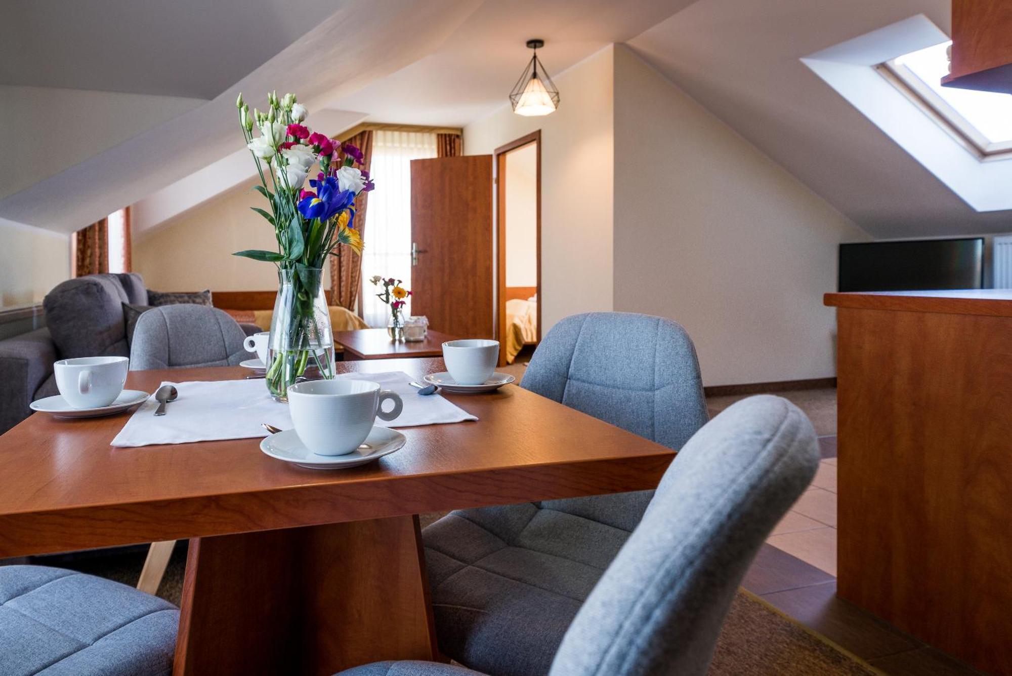 Villa Martii - Komfortowe Apartamenty Z Aneksami Kuchennymi - Spokojna Okolica, Blisko Plazy วาดีสวาโวโว ภายนอก รูปภาพ