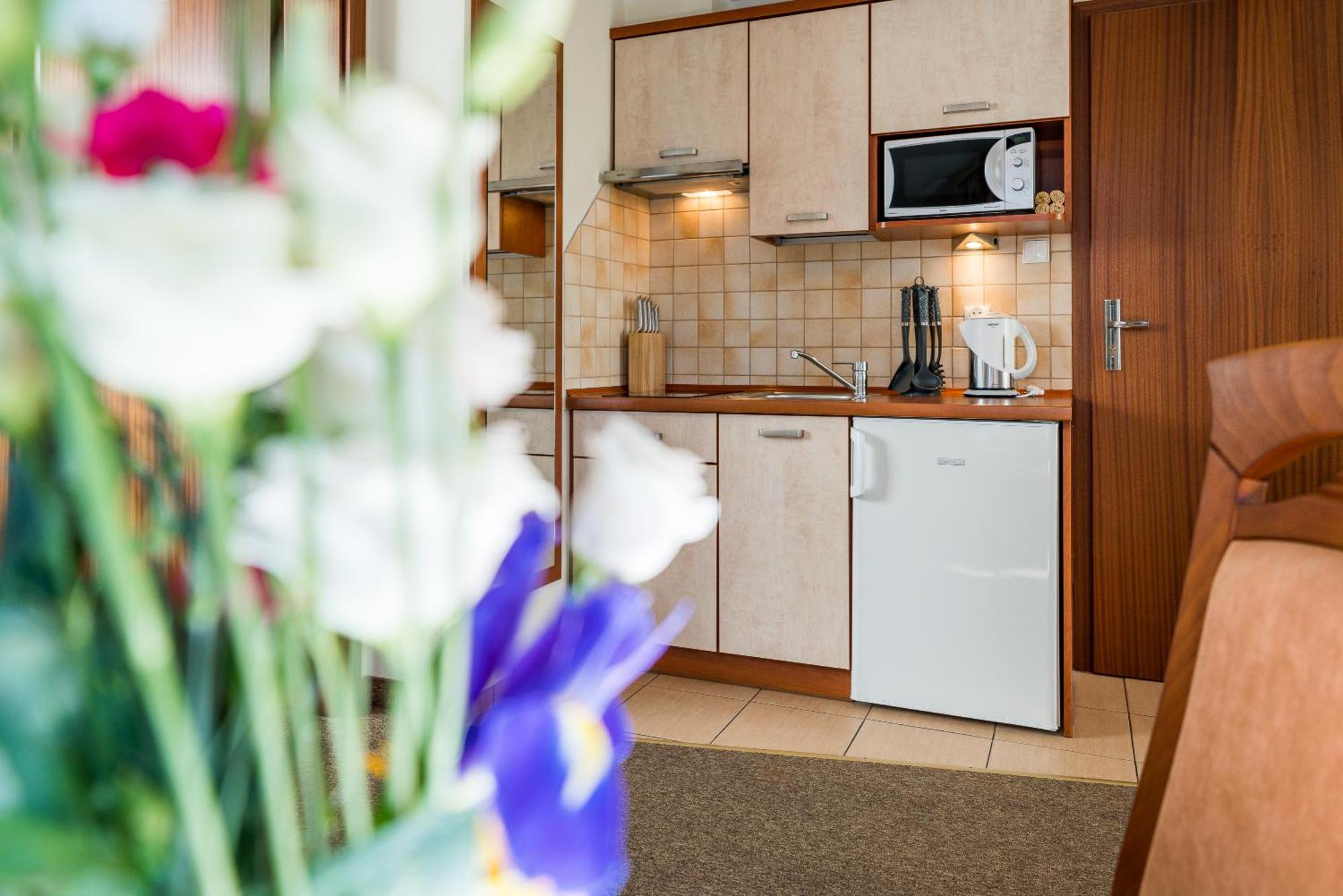 Villa Martii - Komfortowe Apartamenty Z Aneksami Kuchennymi - Spokojna Okolica, Blisko Plazy วาดีสวาโวโว ภายนอก รูปภาพ