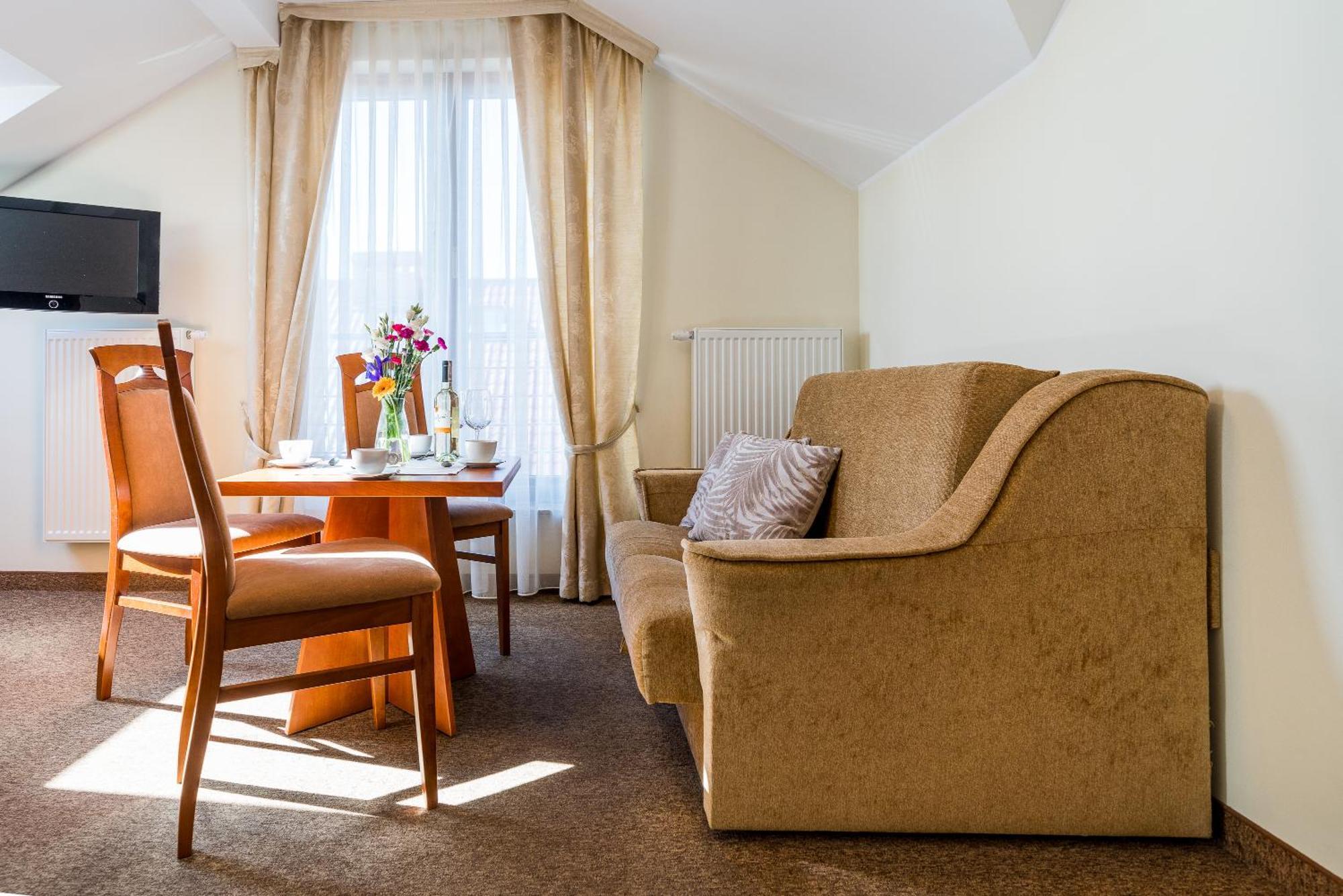 Villa Martii - Komfortowe Apartamenty Z Aneksami Kuchennymi - Spokojna Okolica, Blisko Plazy วาดีสวาโวโว ภายนอก รูปภาพ