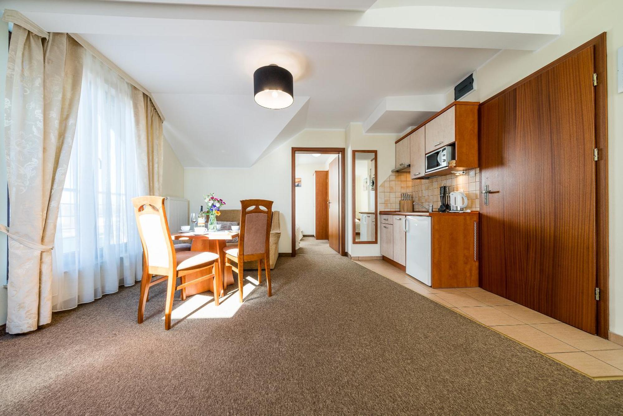 Villa Martii - Komfortowe Apartamenty Z Aneksami Kuchennymi - Spokojna Okolica, Blisko Plazy วาดีสวาโวโว ภายนอก รูปภาพ