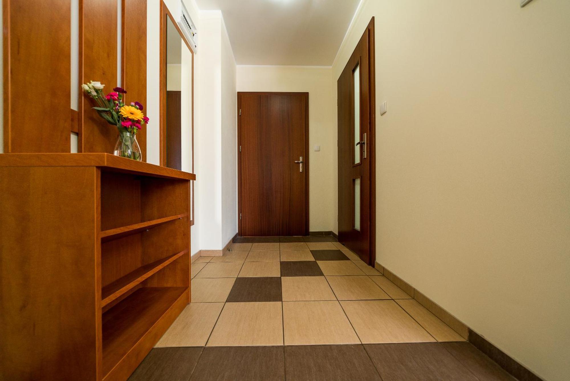 Villa Martii - Komfortowe Apartamenty Z Aneksami Kuchennymi - Spokojna Okolica, Blisko Plazy วาดีสวาโวโว ภายนอก รูปภาพ