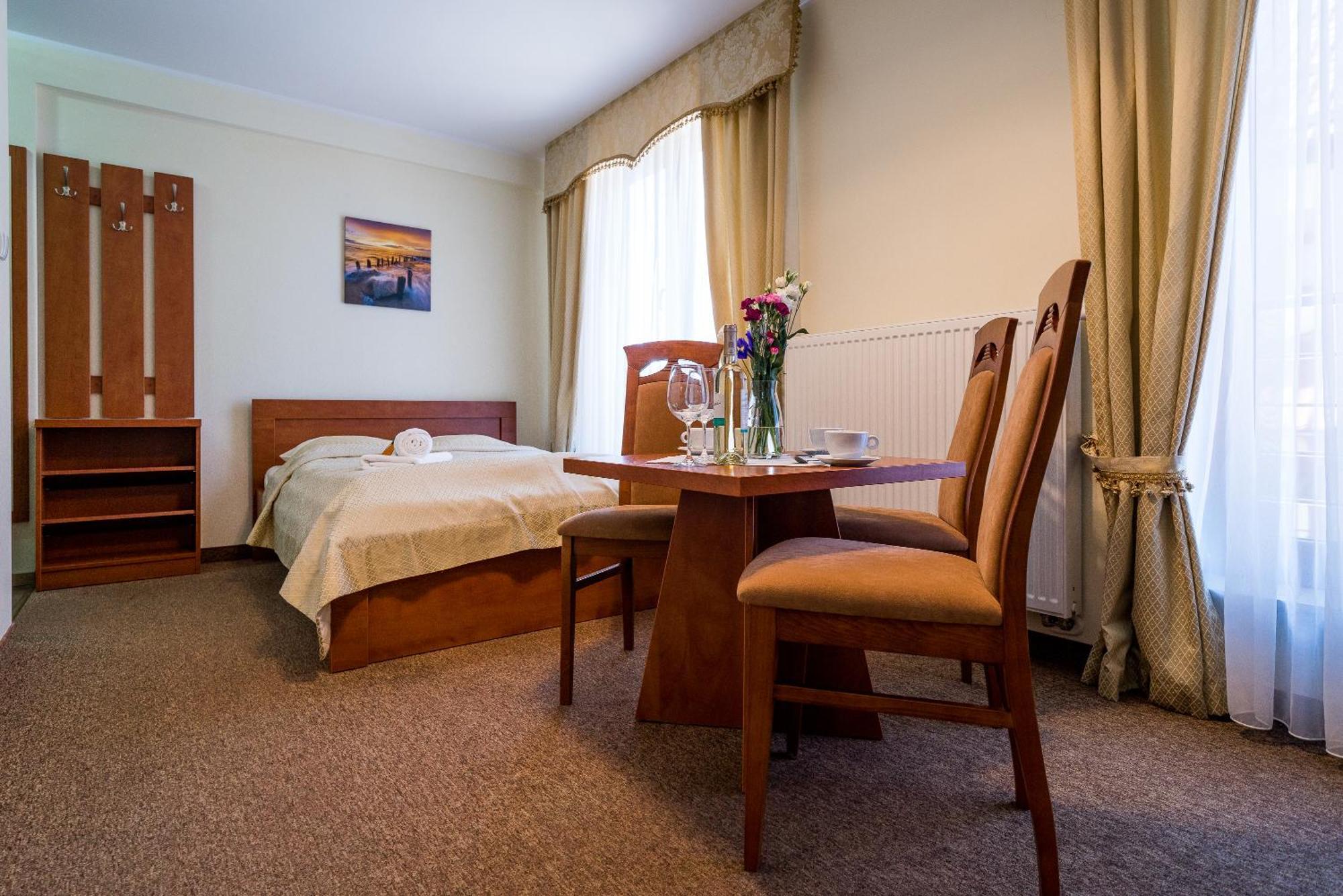 Villa Martii - Komfortowe Apartamenty Z Aneksami Kuchennymi - Spokojna Okolica, Blisko Plazy วาดีสวาโวโว ภายนอก รูปภาพ