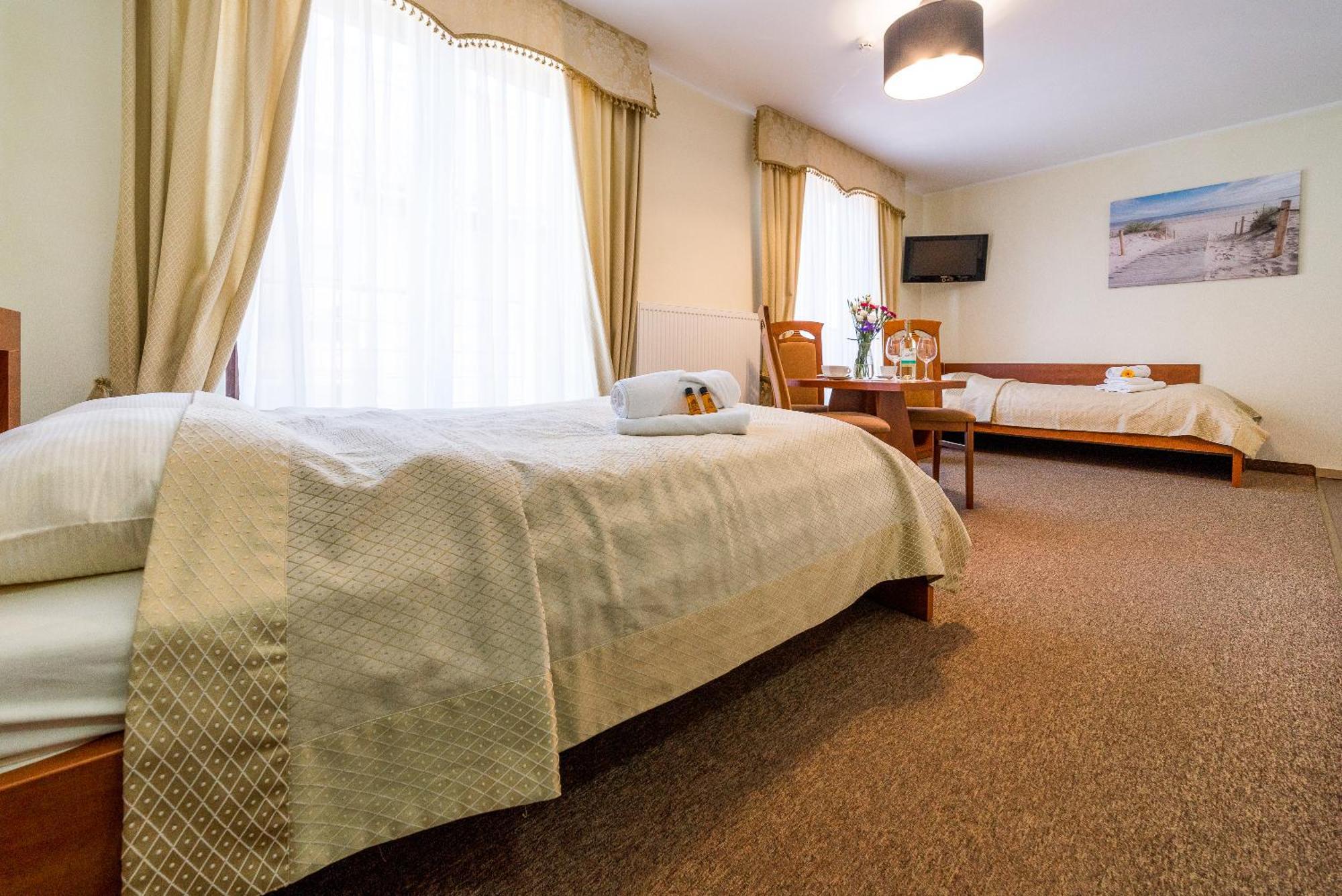 Villa Martii - Komfortowe Apartamenty Z Aneksami Kuchennymi - Spokojna Okolica, Blisko Plazy วาดีสวาโวโว ภายนอก รูปภาพ