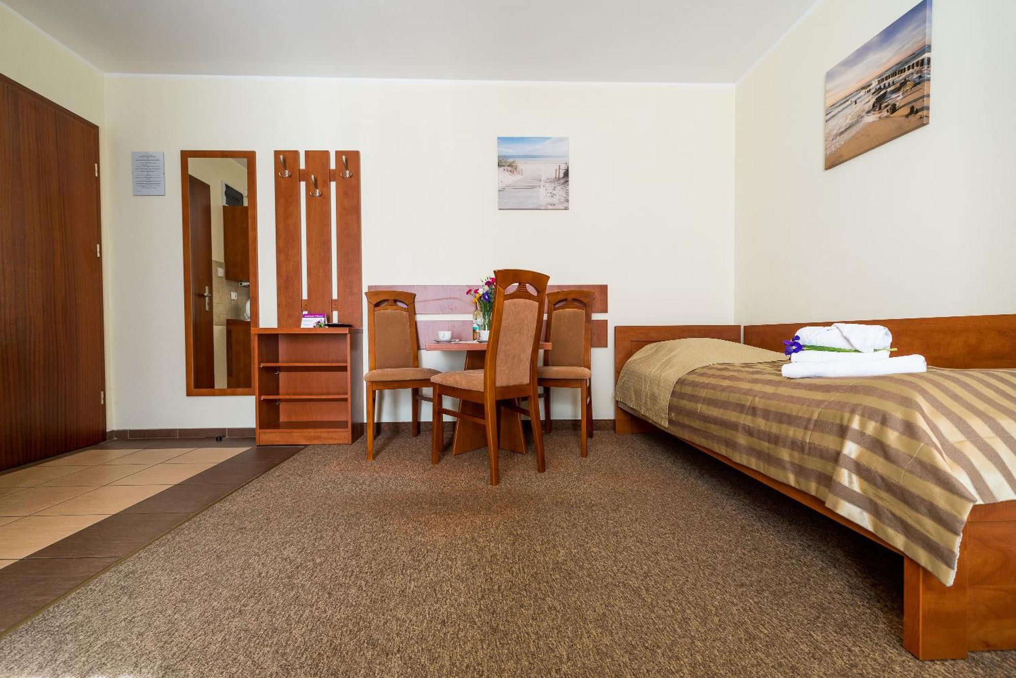 Villa Martii - Komfortowe Apartamenty Z Aneksami Kuchennymi - Spokojna Okolica, Blisko Plazy วาดีสวาโวโว ภายนอก รูปภาพ